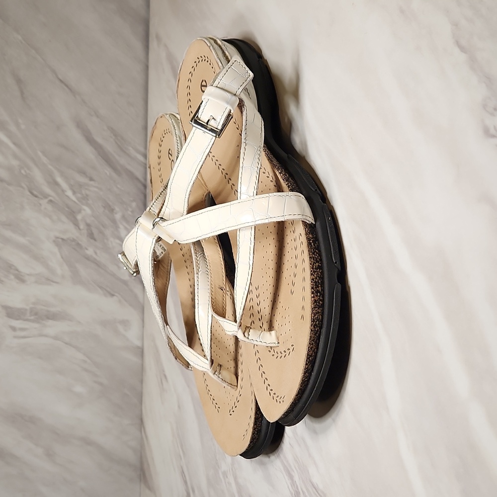 ECCO Living Leather Thong Cork Sandals  Women's sz EU 39 US 8.5-9